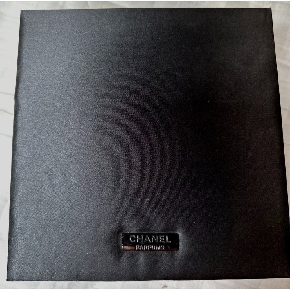Chanel Black Perfume Box Empty Magnet Close Special Trinket Jewelry Storage 90's